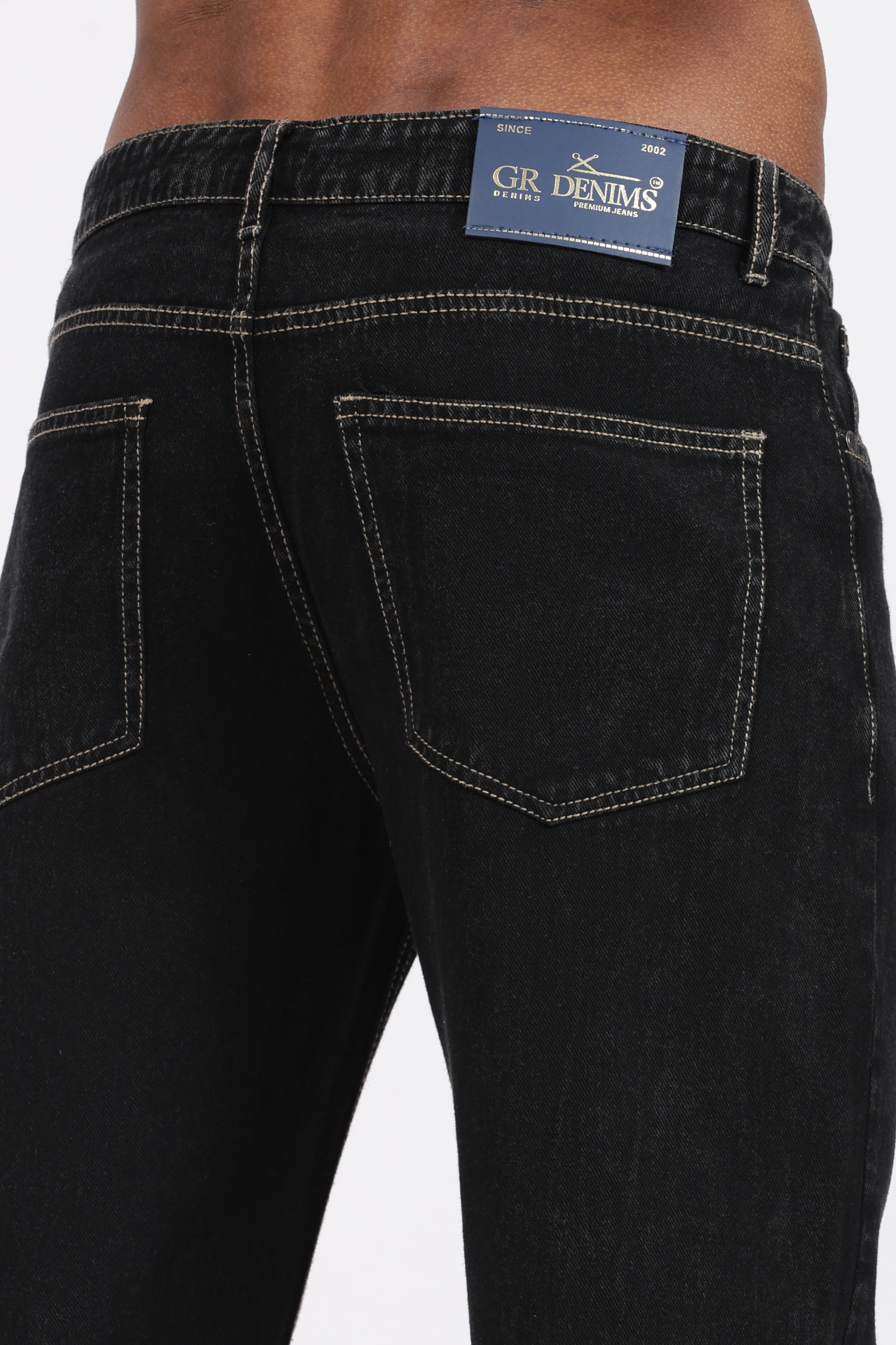 Men's Slim Tapered Jeans with Contrast Stitching - Black